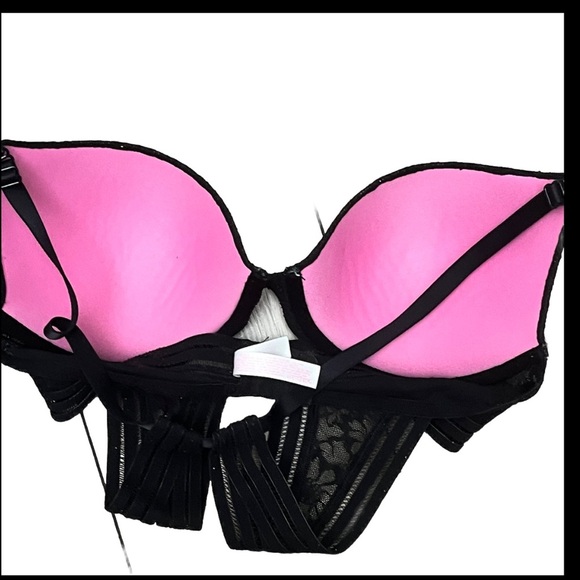 Victoria Secret Bra Black Lace Straps Wired 34D Womens Goth Beach - Picture 3 of 7